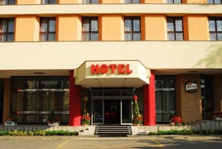 Hotel Bohemia Хрудим Екстериор снимка